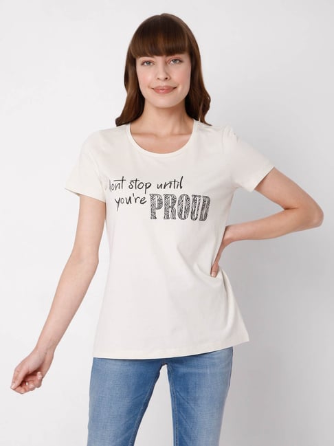 Vero Moda Off White Graphic Print T-Shirt Women Online @ Tata CLiQ