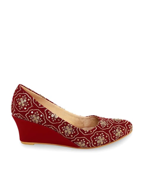 KANVAS Women's Maroon Wedge Pumps Price in India