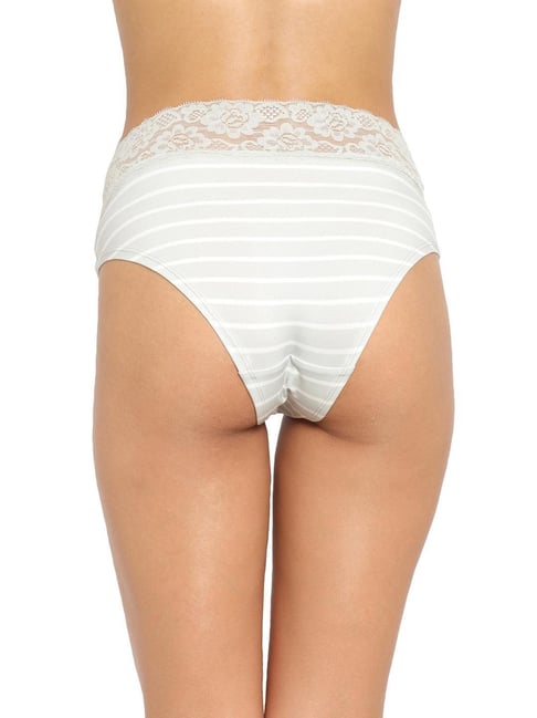 N-Gal White Lace Hipster Panty