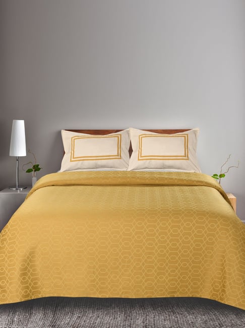 Saral Home Abstract Yellow 155 TC Cotton Double Sized Bed Sheet with 2 Pillow Covers-picture-23