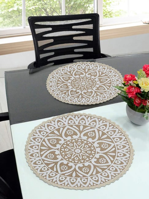 Saral Home Abstract Beige Cotton Round AntiSkid Placemats - Set of 2-image-21