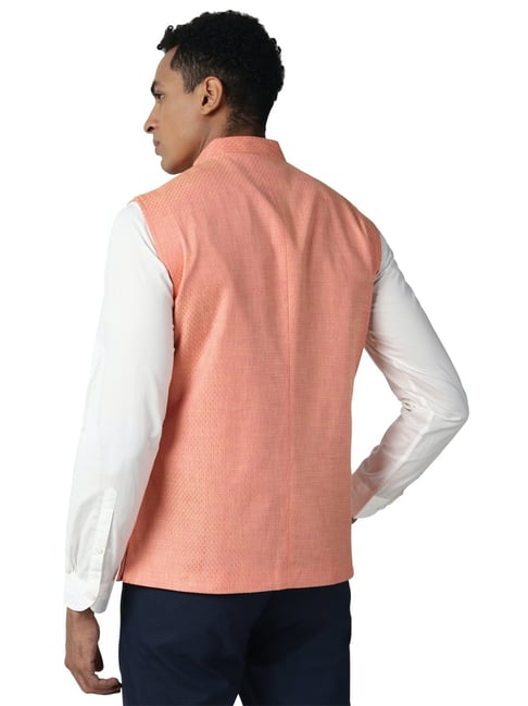 HERE&NOW Women Peach-Coloured Solid Denim Jacket Price in India, Full  Specifications & Offers | DTashion.com