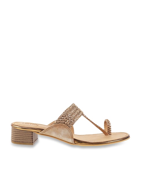 Metro on sale sandals price