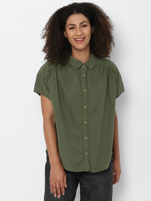 American Eagle Outfitters Olive Relaxed Fit Shirt Price in India
