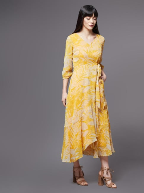 Miss Chase Yellow Printed Dress Price in India