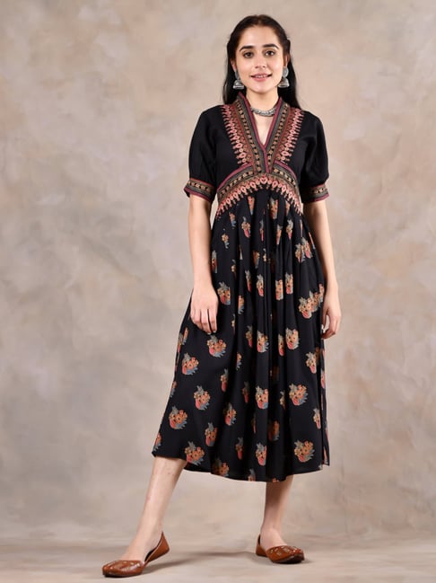 Rustorange Black Floral Print A-Line Dress Price in India