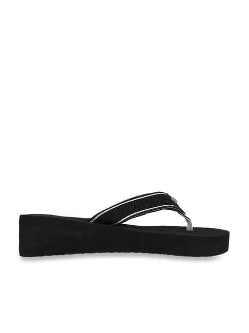 Carlton London Women's Black Thong Wedges