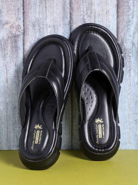 Red Tape Men s Jet Black Thong Sandals