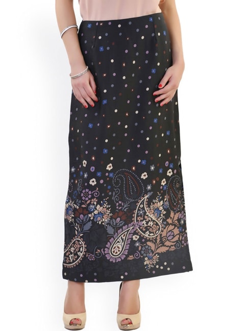 Belle Fille Black Printed Skirt Price in India