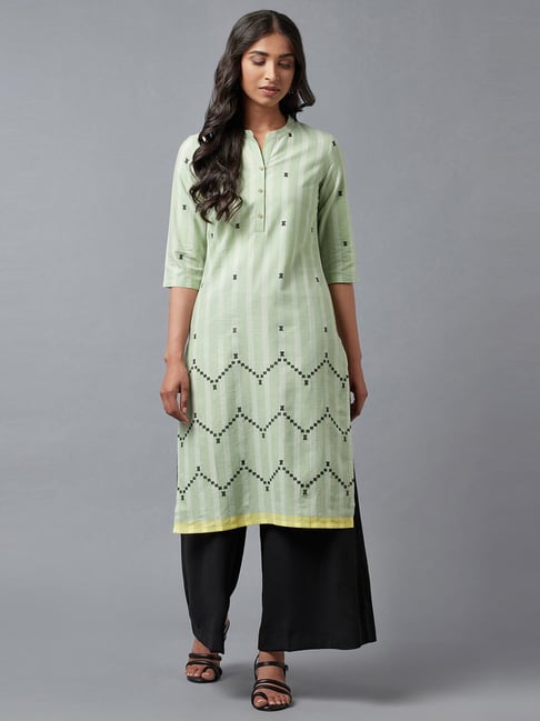 W Green Cotton Embroidered Straight Kurta