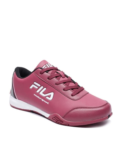 Maroon sale fila shoes