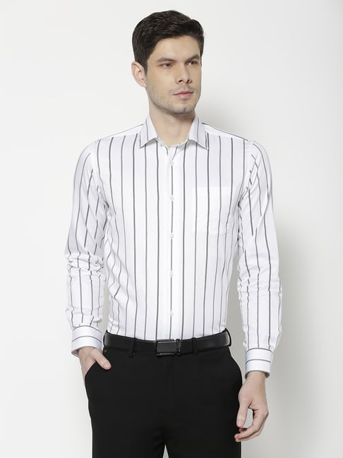 Blackberrys White Cotton Slim Fit Striped Shirt