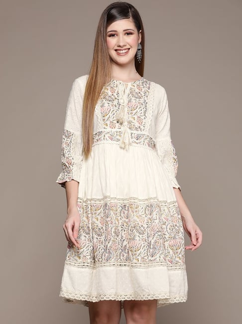 Ishin White Cotton Embroidered A-Line Dress