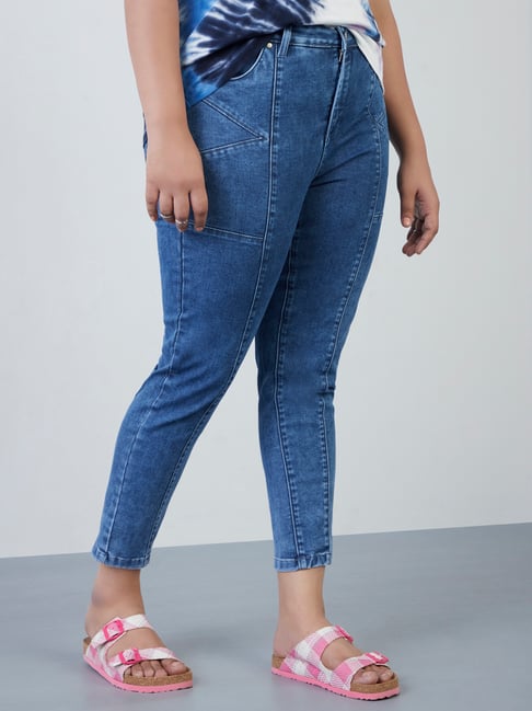 Gia Curves by Westside Blue Kirby Cropped Jeans