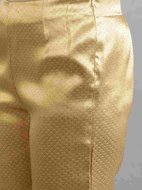 get cigarette smell out of leather how to get cigarette smoke smell out of leather How to remove smoke smell  from clothes