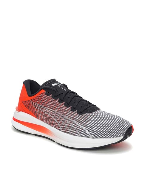 sports shoes online price