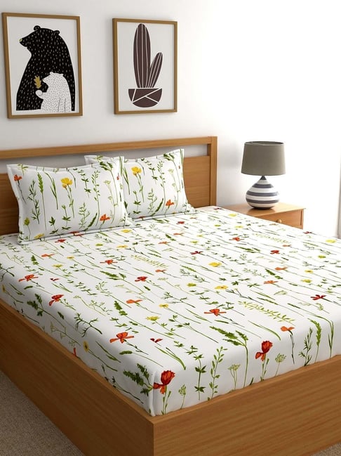 Home Ecstasy Multicolor Cotton 140 TC King Bedsheet with 2 Pillow Covers