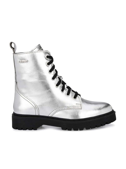 Amazon hotsell silver boots