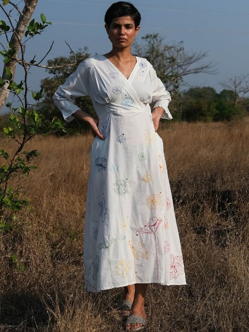 White linen dress with floral embroidery Sobachko