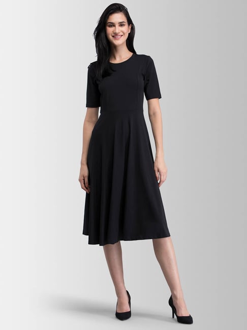 Looking for One Piece Dress Store Online with International Courier? | One  piece dress online, One piece dress, Stylish office wear
