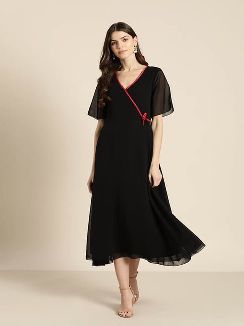 Qurvii Black Midi Wrap Dress Price in India