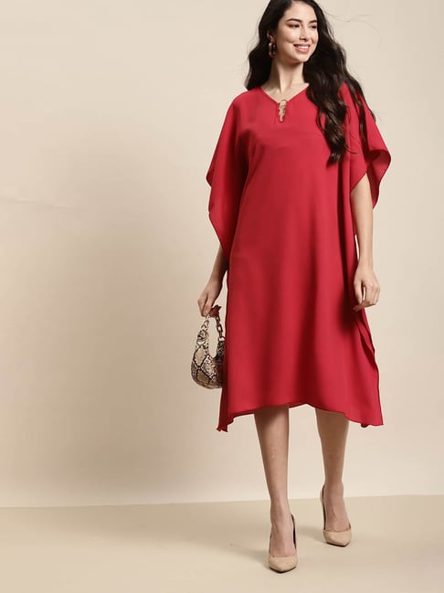 Qurvii Magenta Midi Shift Dress Price in India