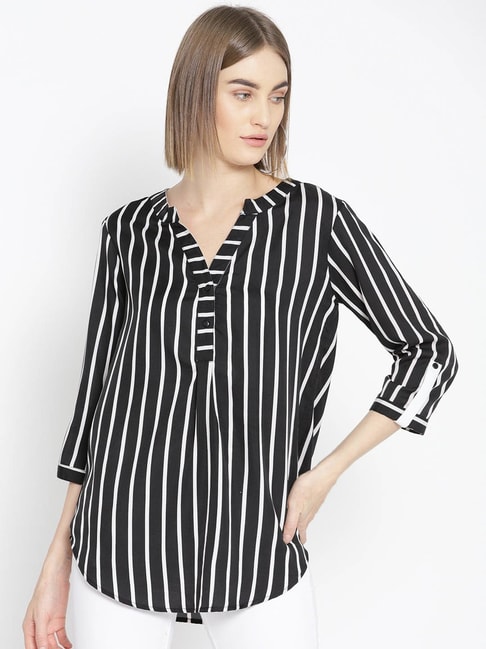 Qurvii Black & White Striped Shirt Price in India