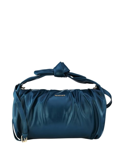 Buy Fastrack Teal Medium Duffle Bag Online At Best Price Tata CLiQ