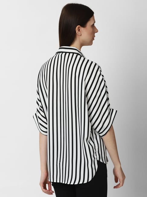 Forever 21 black 2025 and white striped shirt