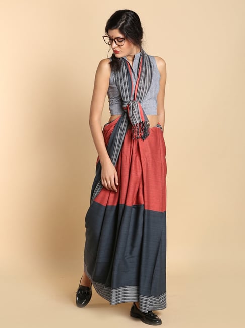 Desi Weavess Peach & Grey Cotton Striped Saree Price in India