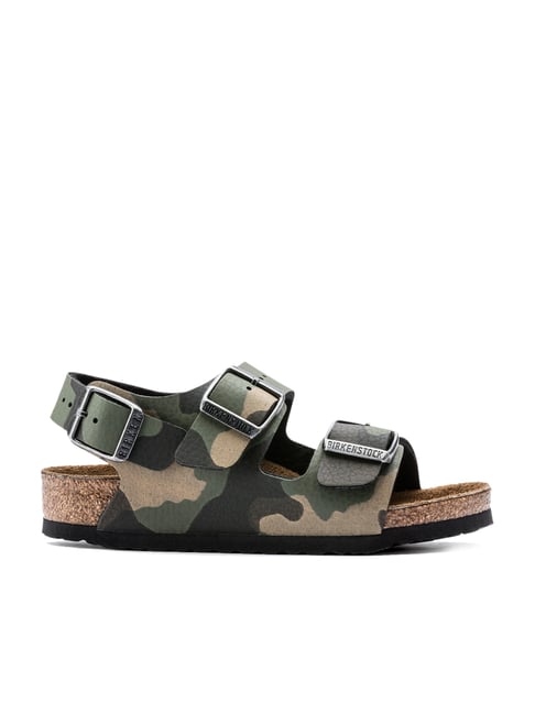 Birkenstock 2024 camo sandals