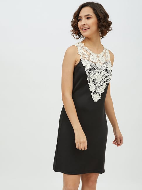 StyleStone Black Lace Bodycon Dress Price in India