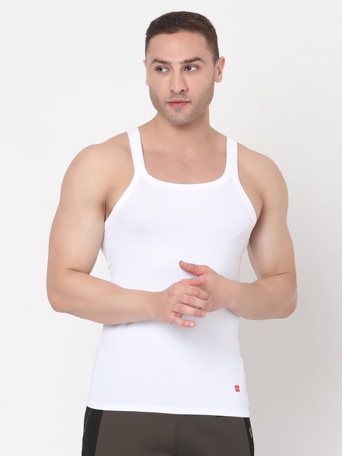 UnderJeans by Spykar White Regular Fit Vest-picture-30
