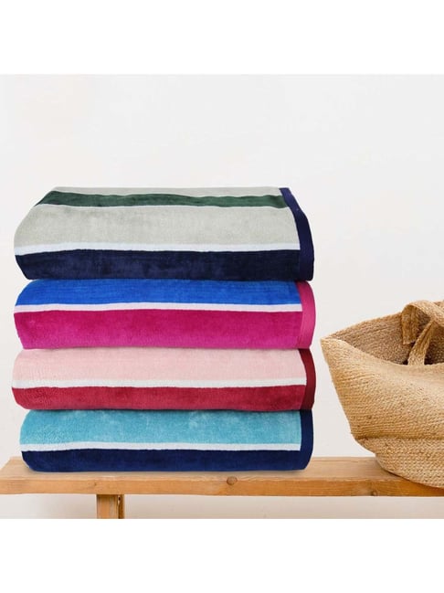 Buy Red Towels & Bath Robes for Home & Kitchen by TRIDENT Online | Ajio.com