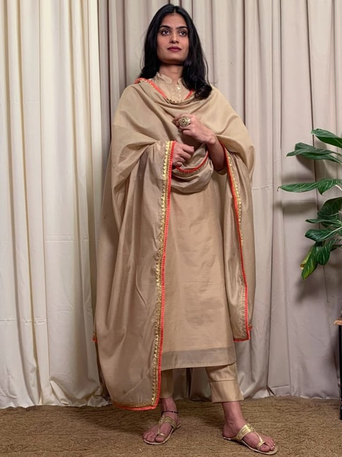 Desi Weavess Beige Kurta Pant Set With Dupatta Price in India