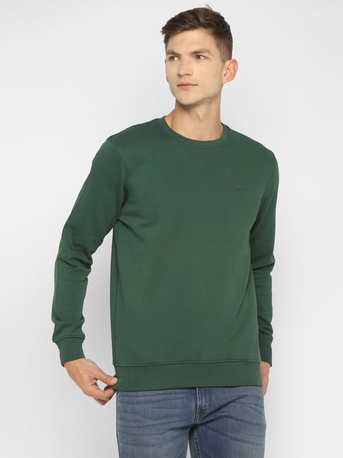 Dark green store crew neck sweatshirt