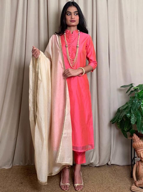 Desi Weavess Pink Kurta Pant Set With Dupatta Price in India