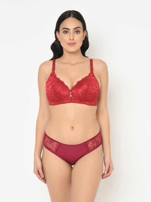 Buy Wunderlove Curves by Westside Black Comfort Padded Bra Online at best  price at TataCLiQ