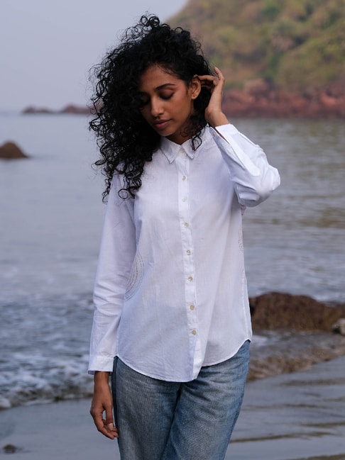 Okhai White Daisy Pure Cotton Hand Embroidered Shirt Price in India