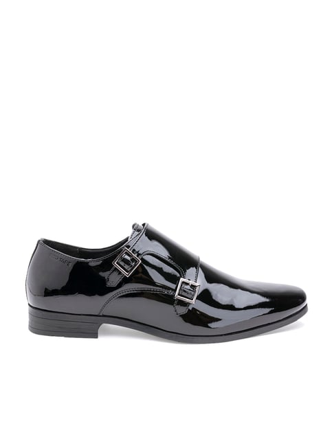 Red tape monk sale shoes in black