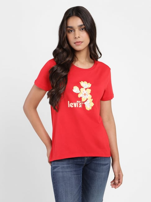 Levi's Red Printed Crew T-Shirt Price in India