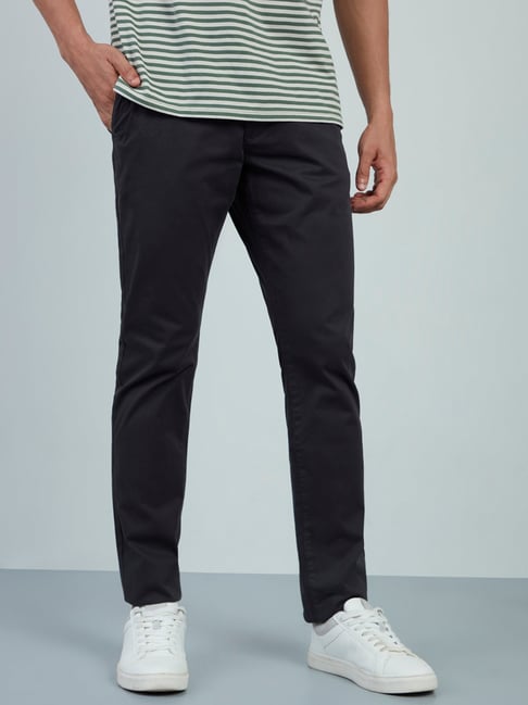 Buy Hubberholme Men Black Slim Fit Solid Chinos - Trousers for Men 2235415  | Myntra
