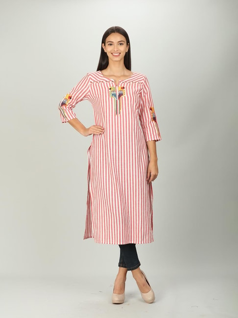 Buy Aurelia Women's Solid Regular White Striped Cotton V-Neck Kurti  (23FEA30336-605281 at Amazon.in