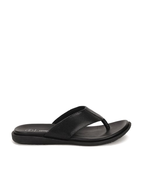 Hush Puppies by Bata Men's Pitch Black Thong Sandals