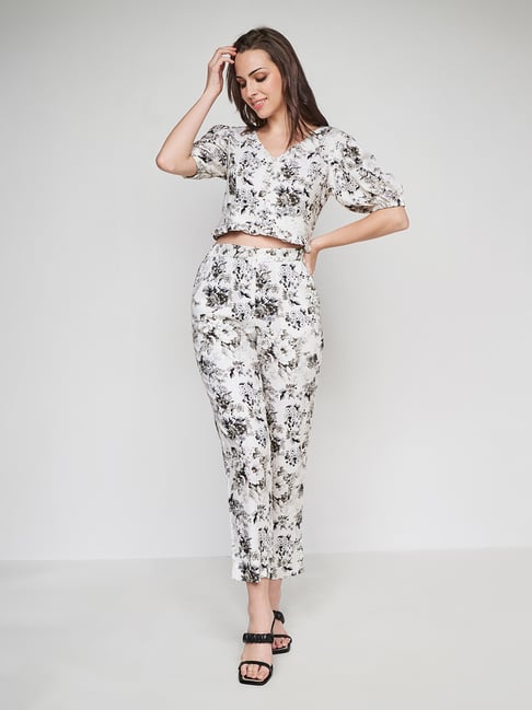 Buy AND White & Black Floral Print Pants for Women Online @ Tata CLiQ