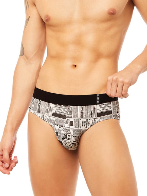 Buy Jockey Black Comfort Fit Striped Briefs for Mens Online @ Tata CLiQ