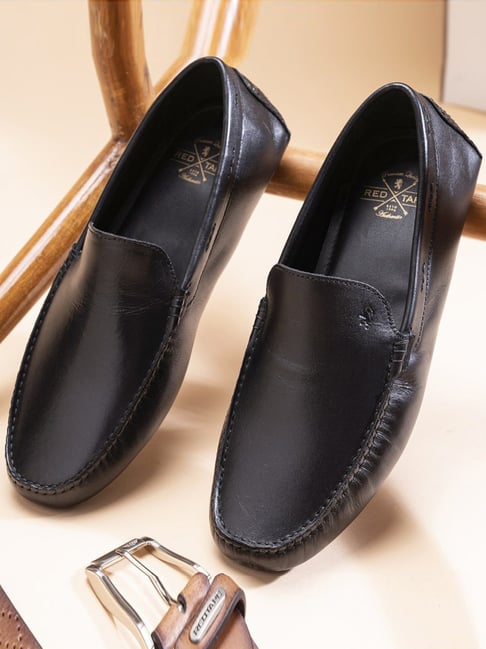 Red tape best sale black loafer shoes