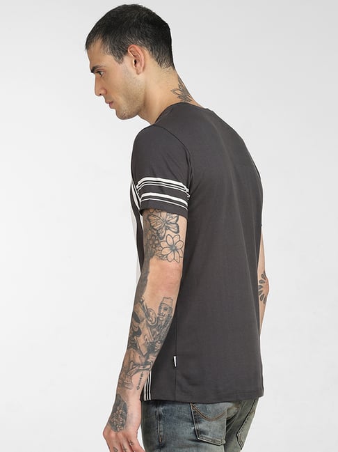 T sales shirt pearl
