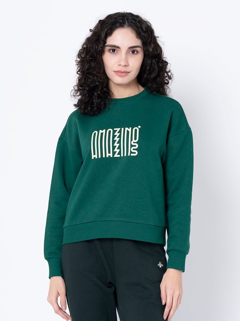 Red and green on sale sweatshirt