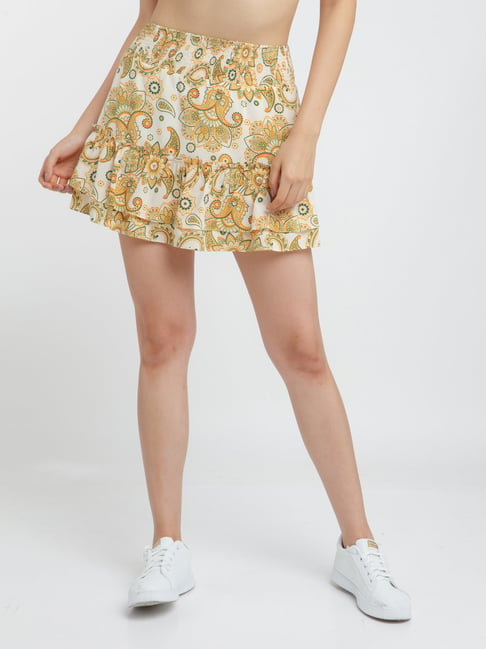 Zink London White & Yellow Printed Mini Skirt Price in India